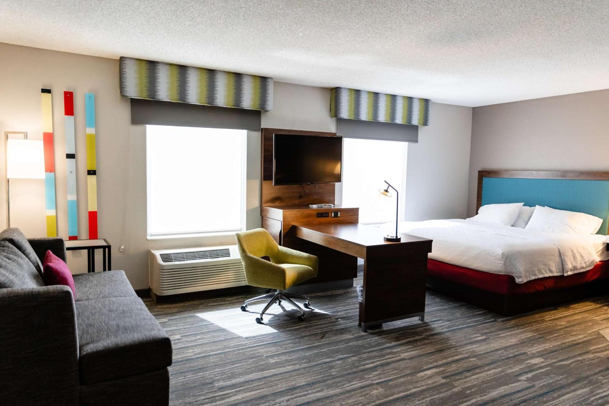 Hampton Inn & Suites Scottsbluff Exterior photo