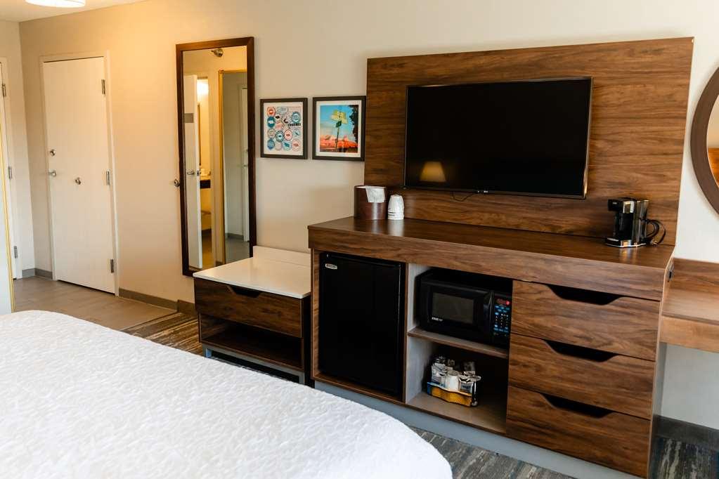 Hampton Inn & Suites Scottsbluff Room photo